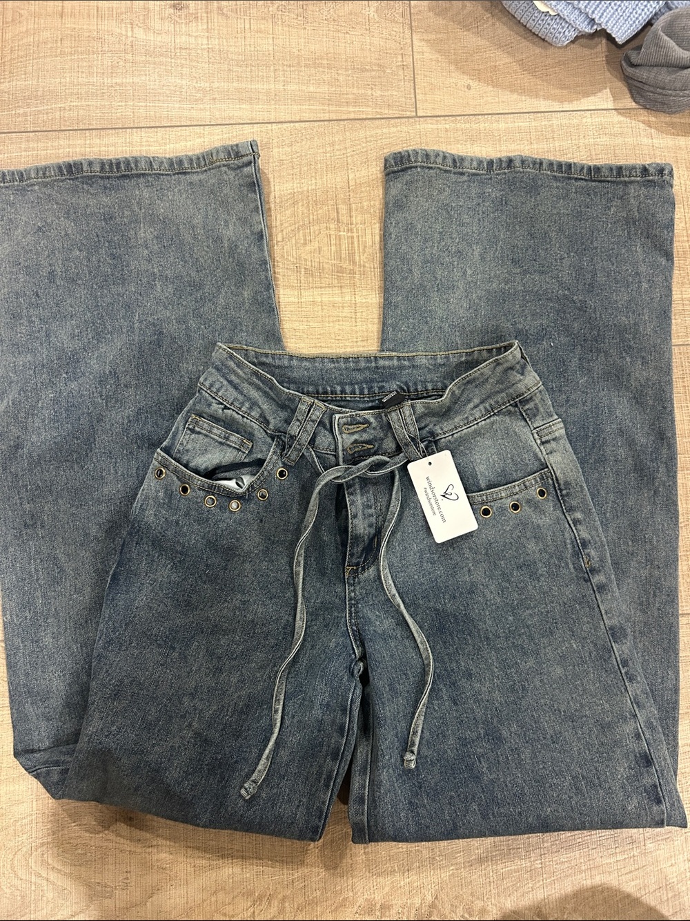 Women’s Blue Wide-Leg Jeans with Drawstring Waist